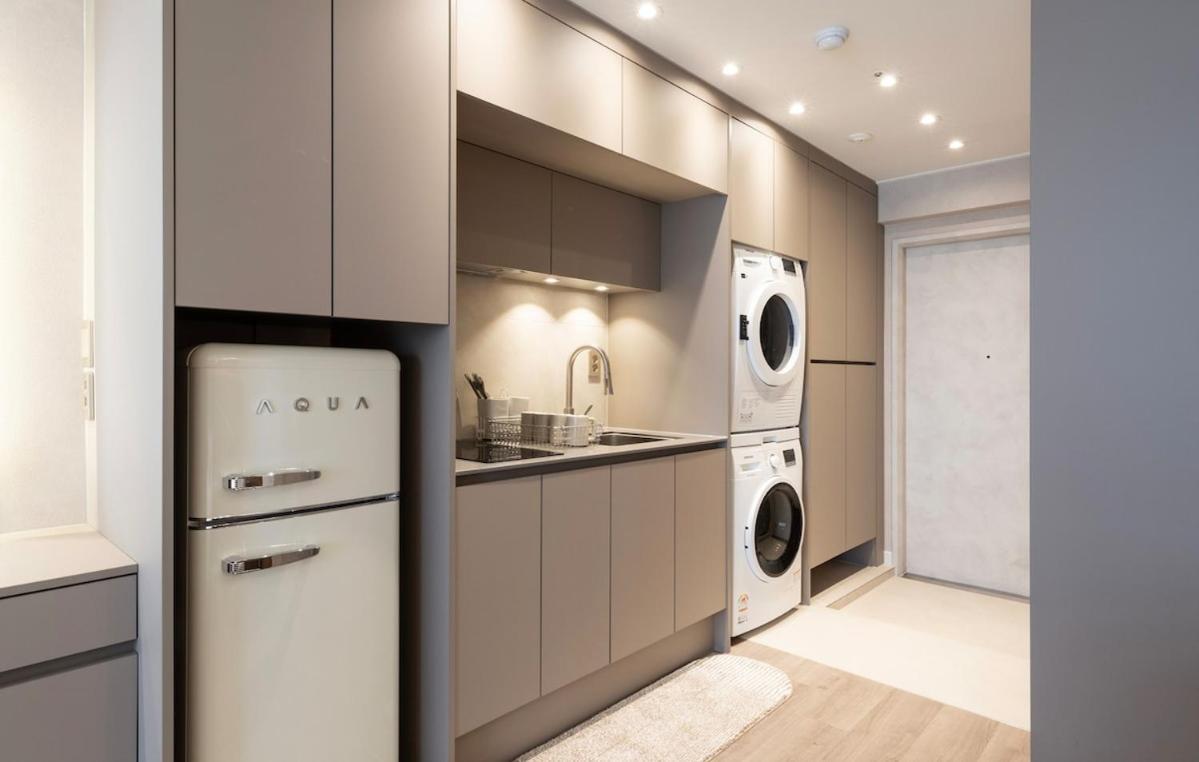 Apartment Hongdae Cozy Space13, Near Hongdae Station, View, Pleasant And Cozy, Stylish House *